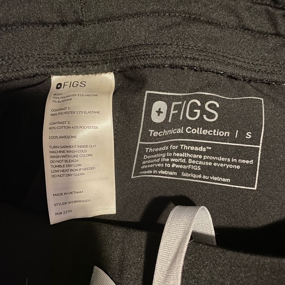 FIGS Zamora Jogger Scrub Pants - Picture 4 of 5